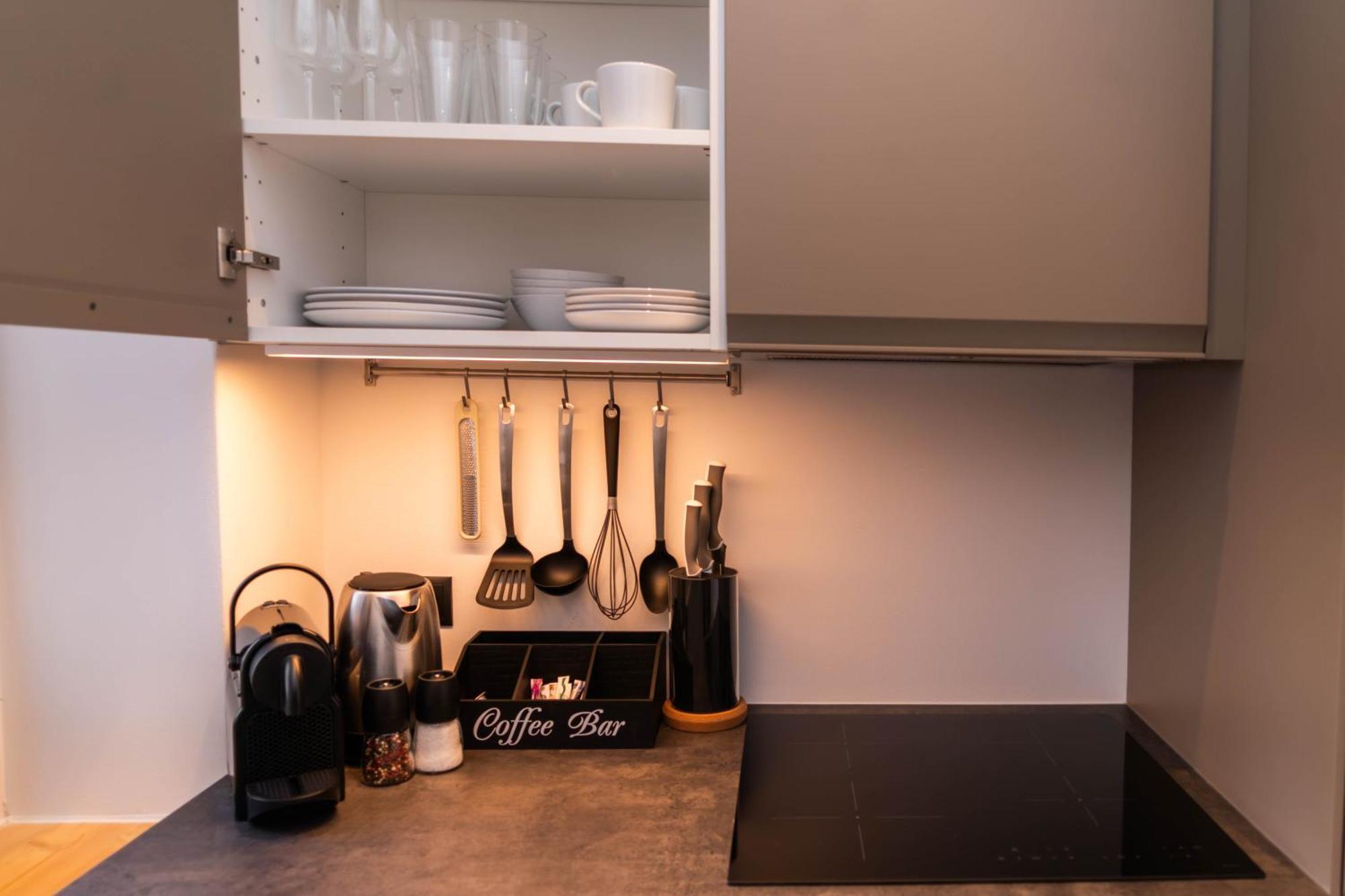 Myflat - Bright Apartment Near Central Station Wina Bagian luar foto
